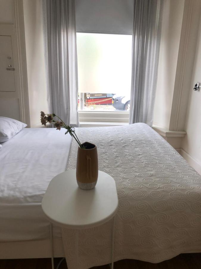 Uit De Kunst Accommodatie bij particulieren *